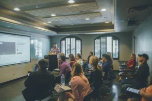 What is social learning and how to benefit it?