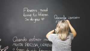 Benefits of creating multi-language eLearning content