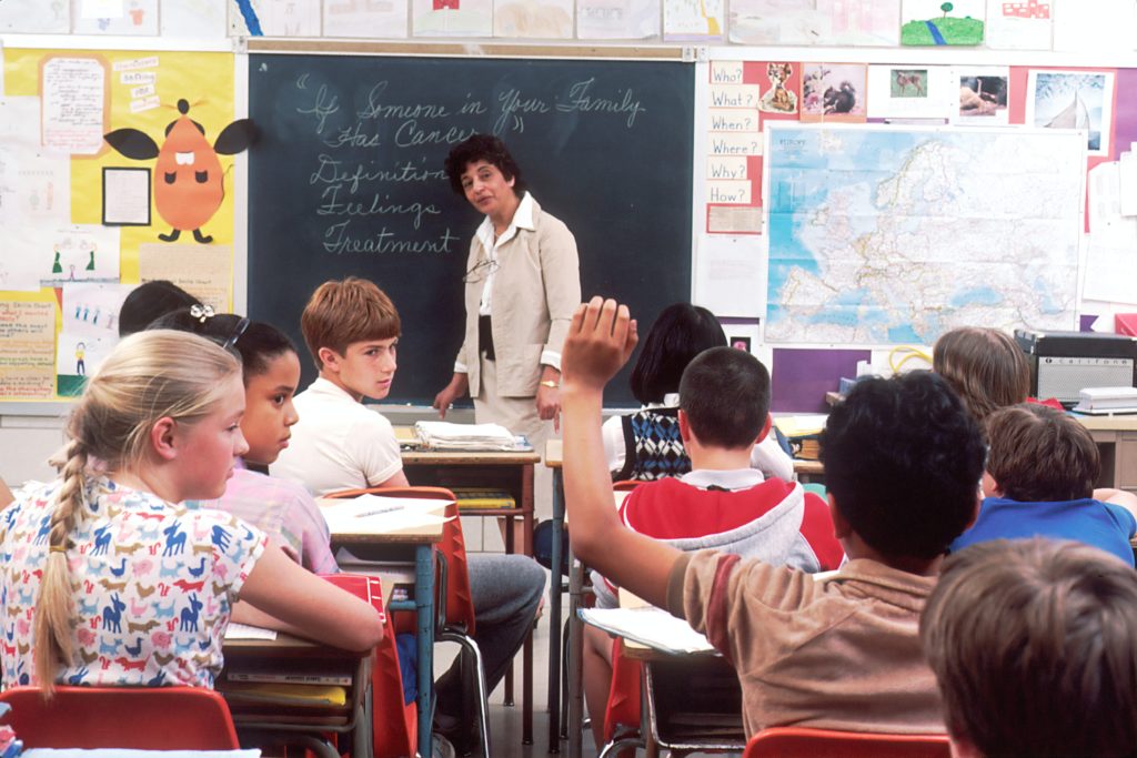 tracking students attendance during online class